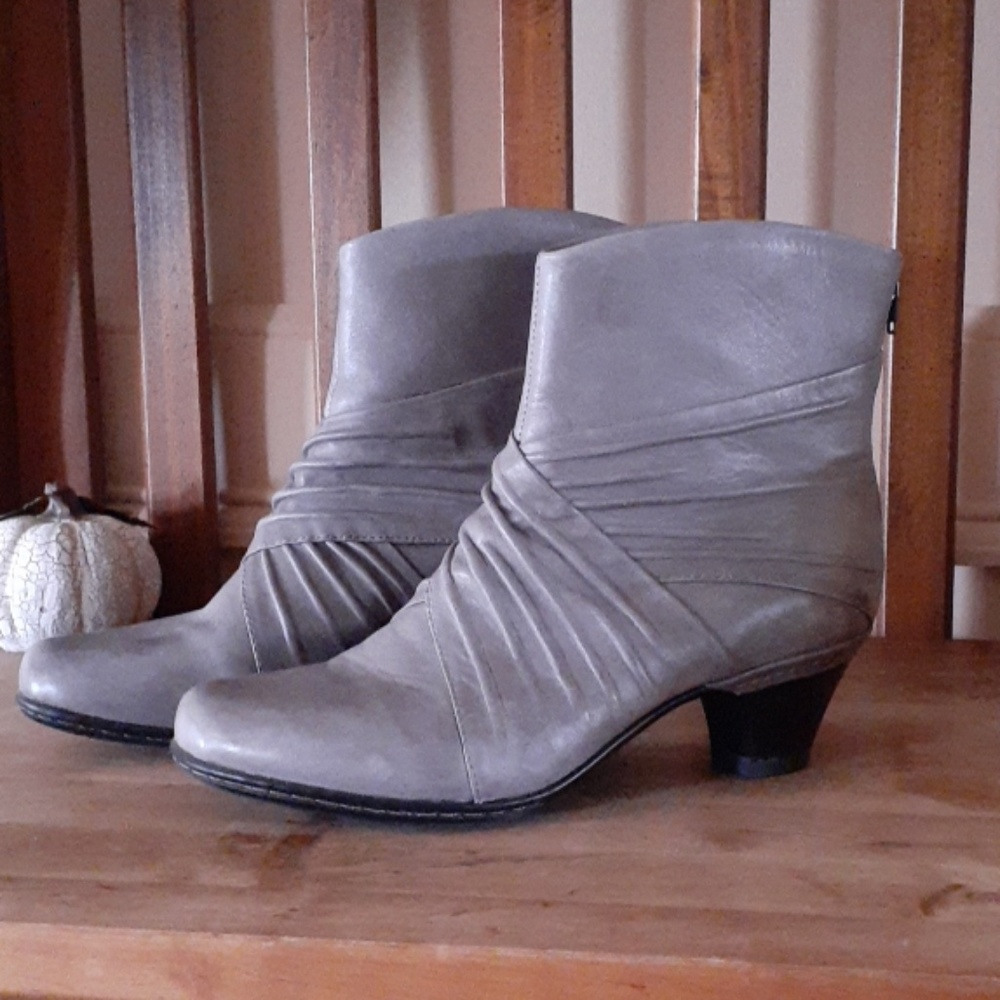 Cobb Hill leather boots